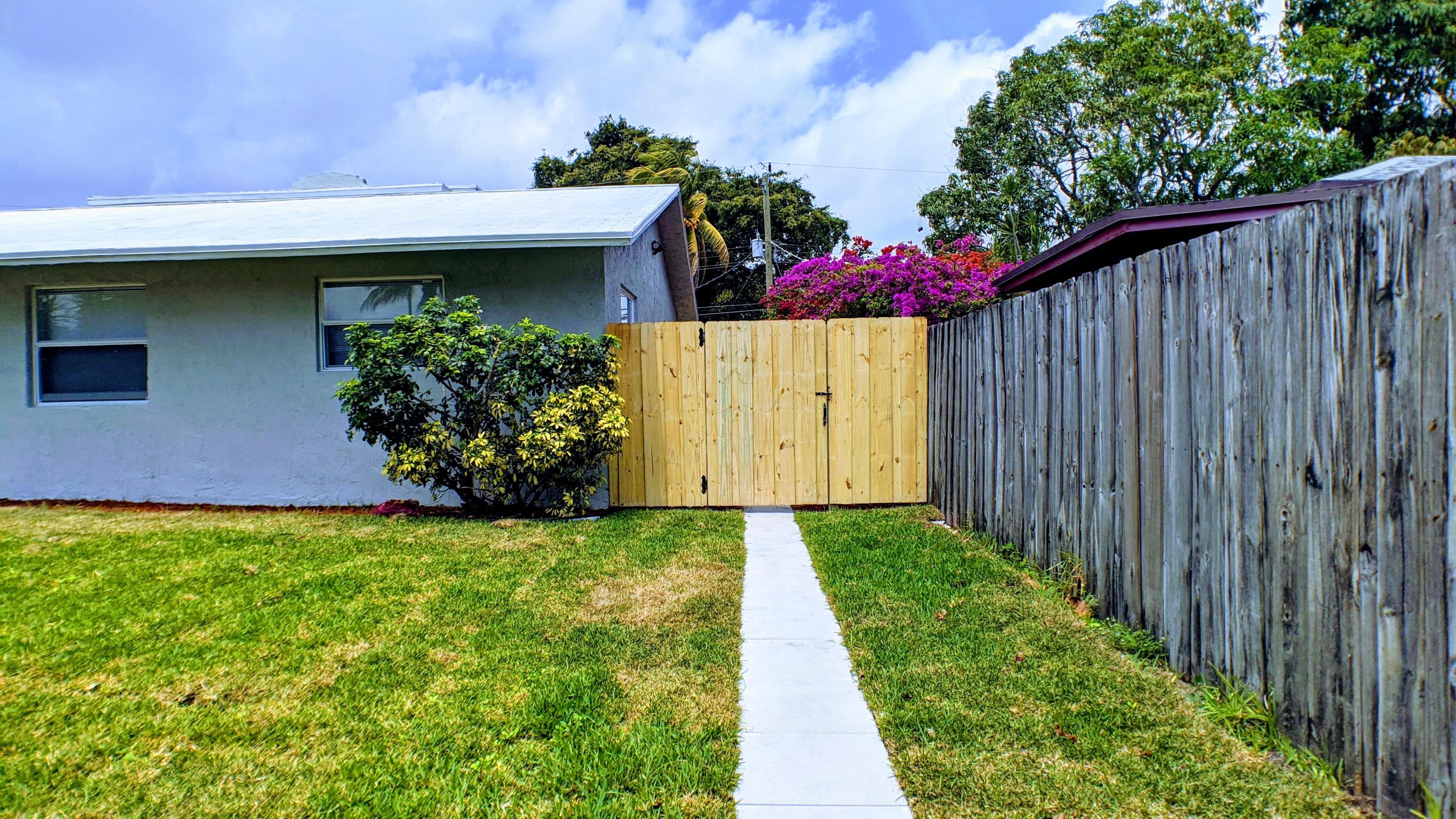1945 Liberty Street 1