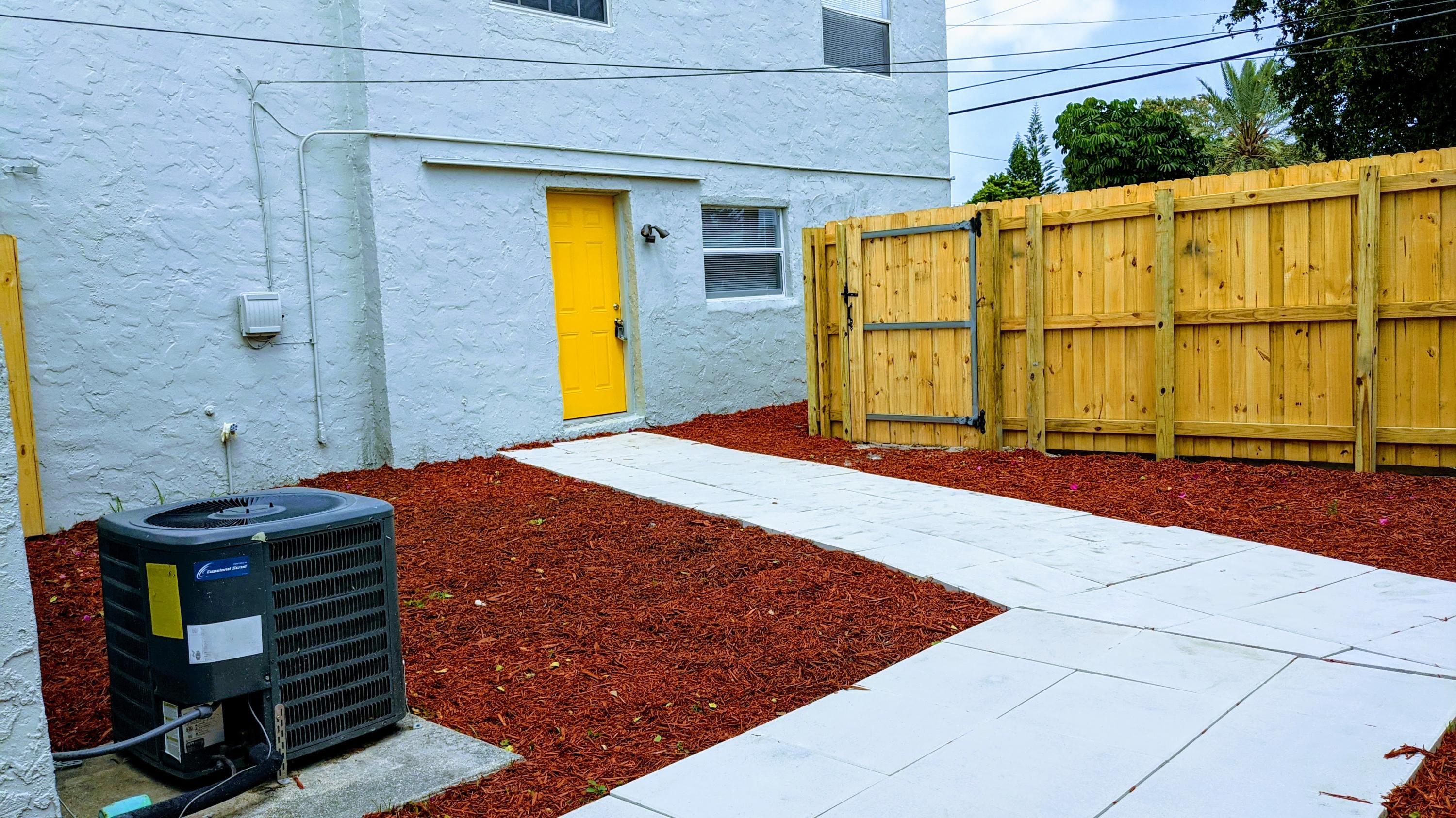 1945 Liberty Street 1