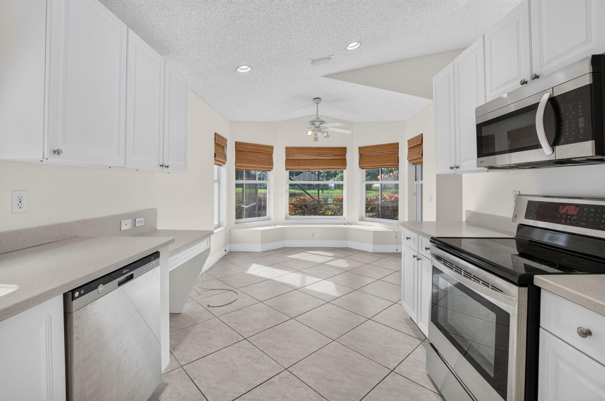 7402 Kea Lani Drive