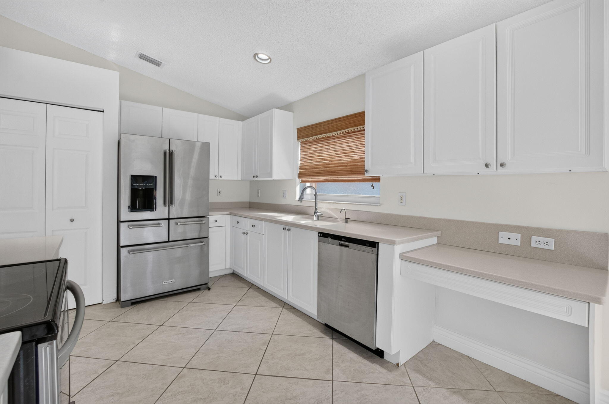 7402 Kea Lani Drive