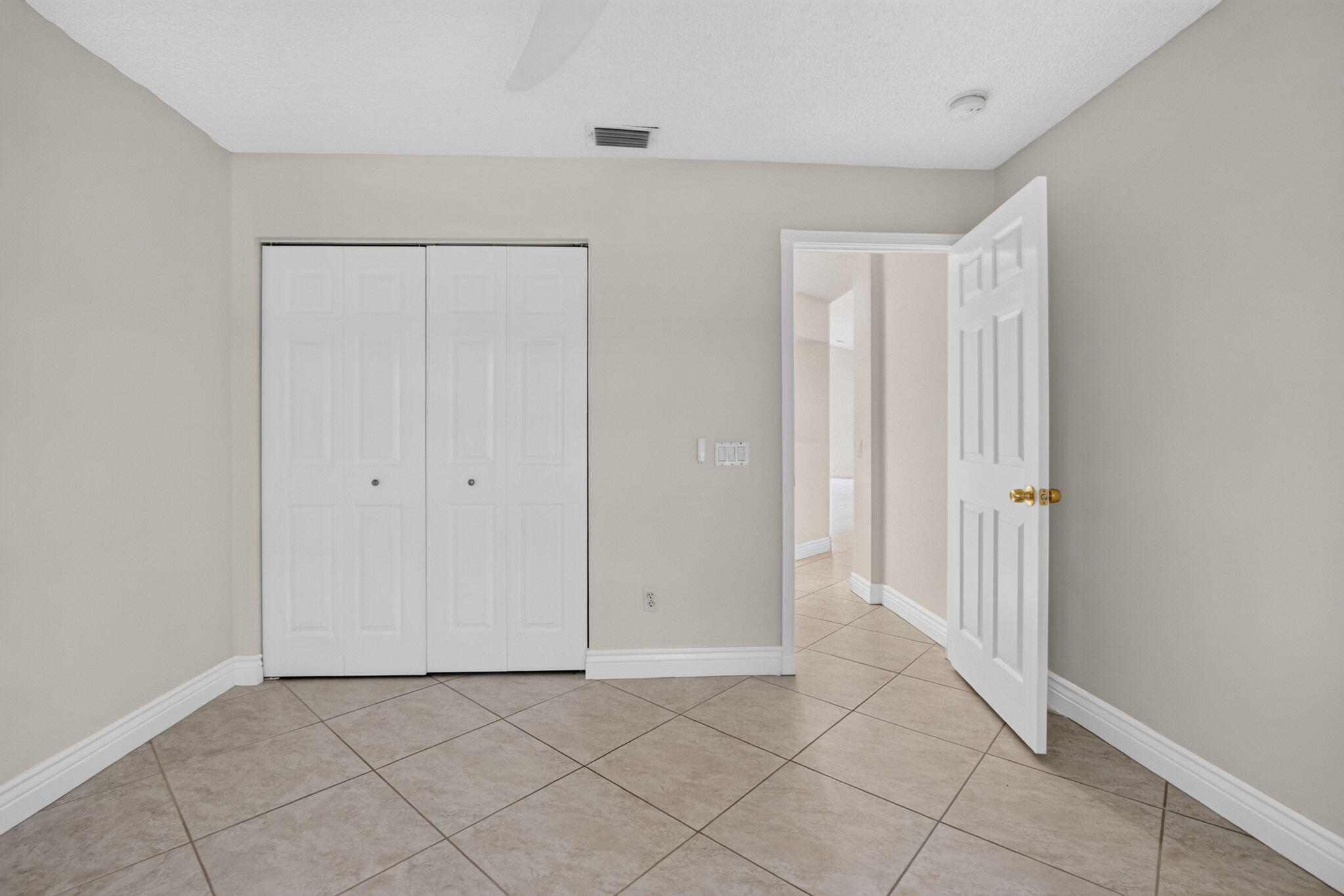 7402 Kea Lani Drive