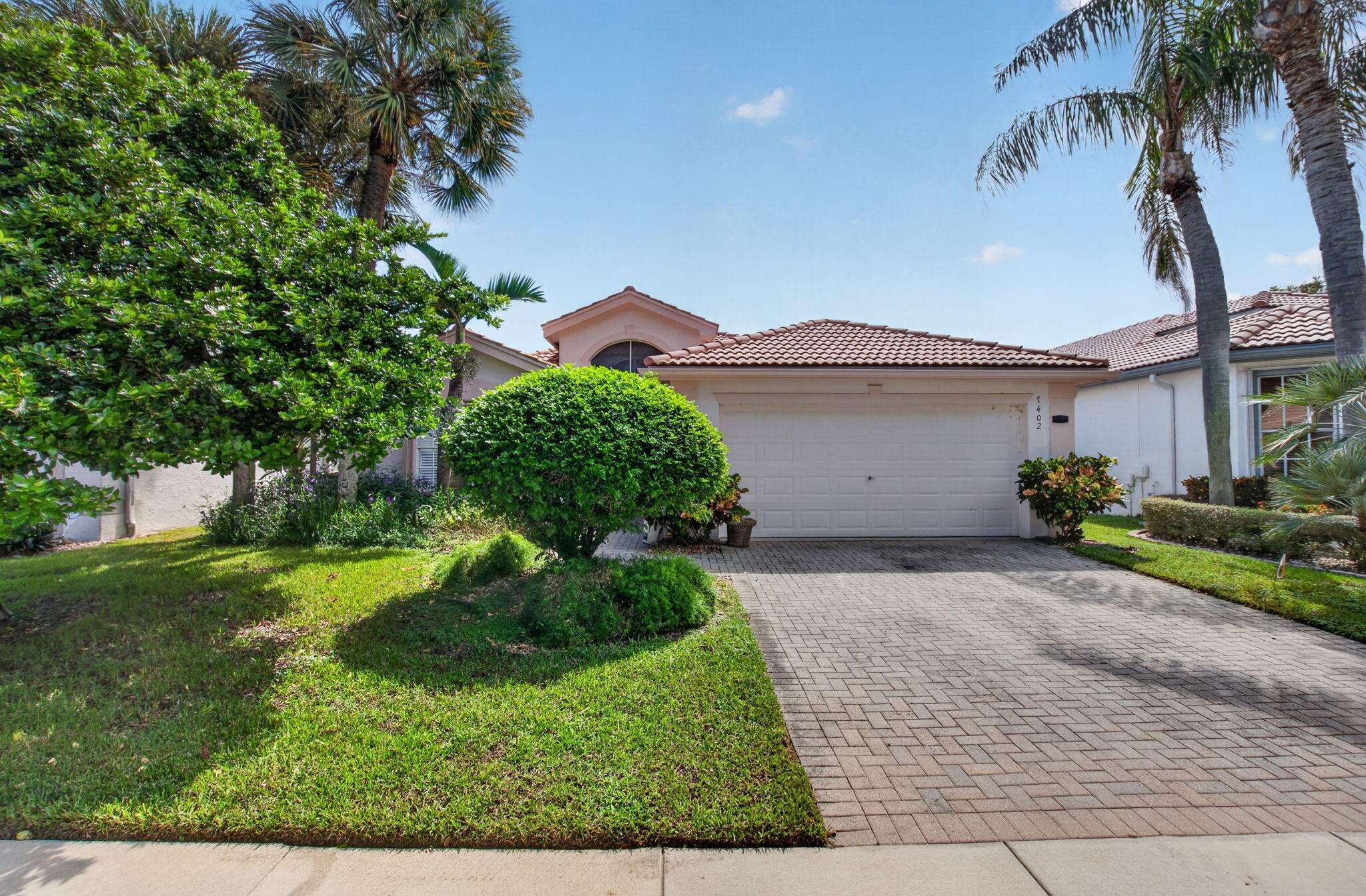 7402 Kea Lani Drive