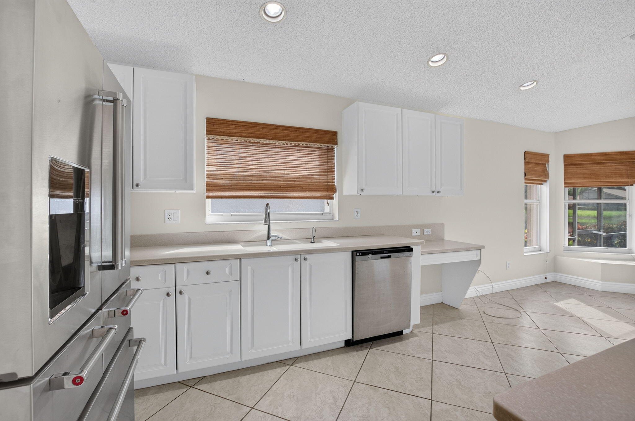 7402 Kea Lani Drive