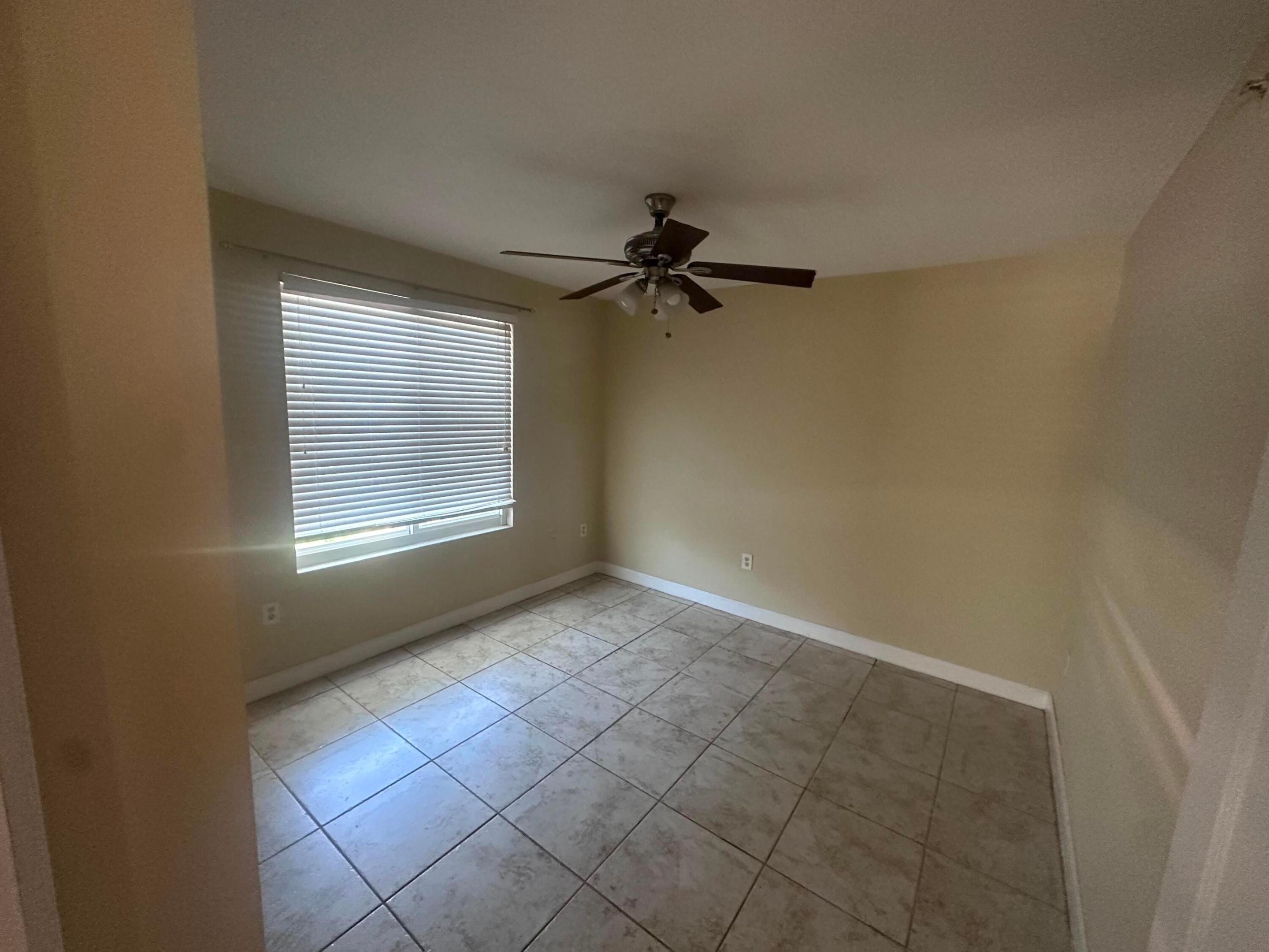 201 Villa Circle 201