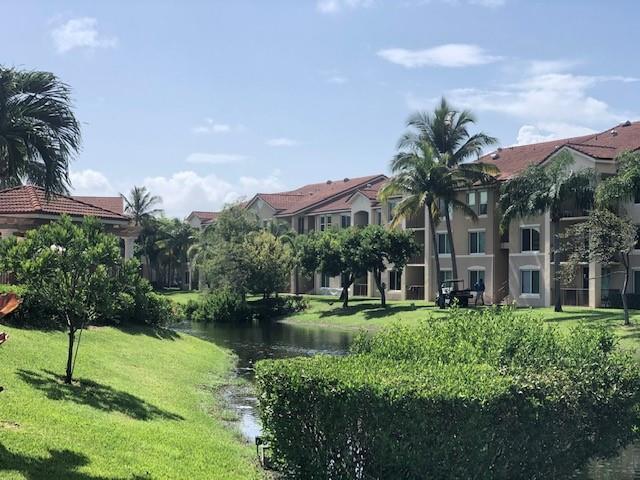 201 Villa Circle 201
