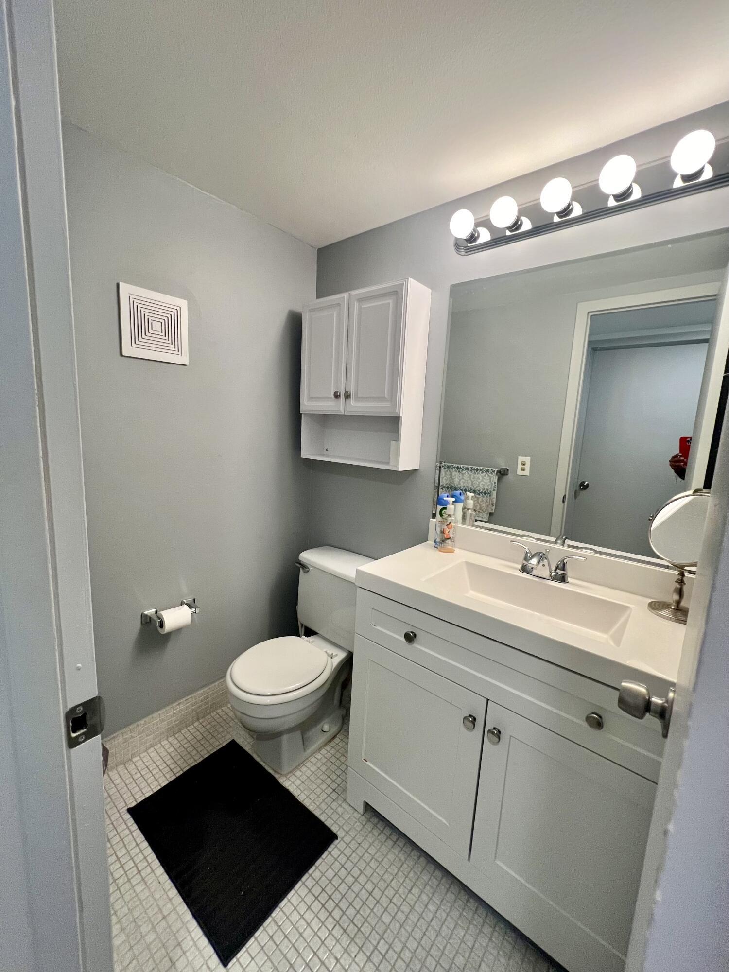 164 Mansfield D