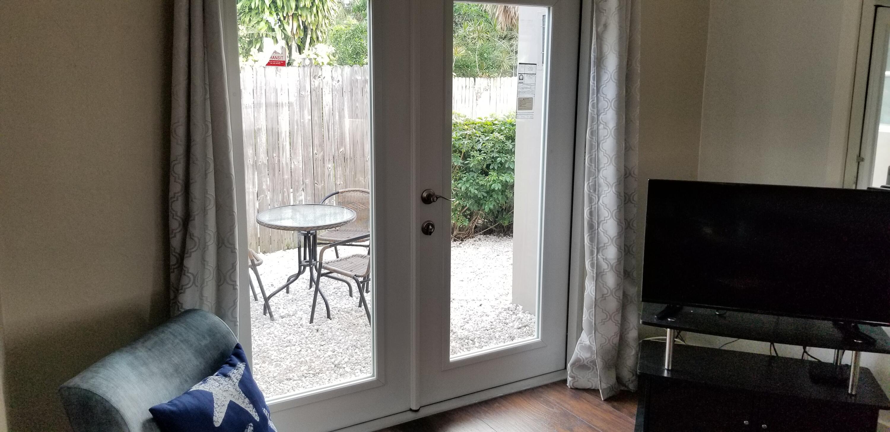 1000 NE 17th Court