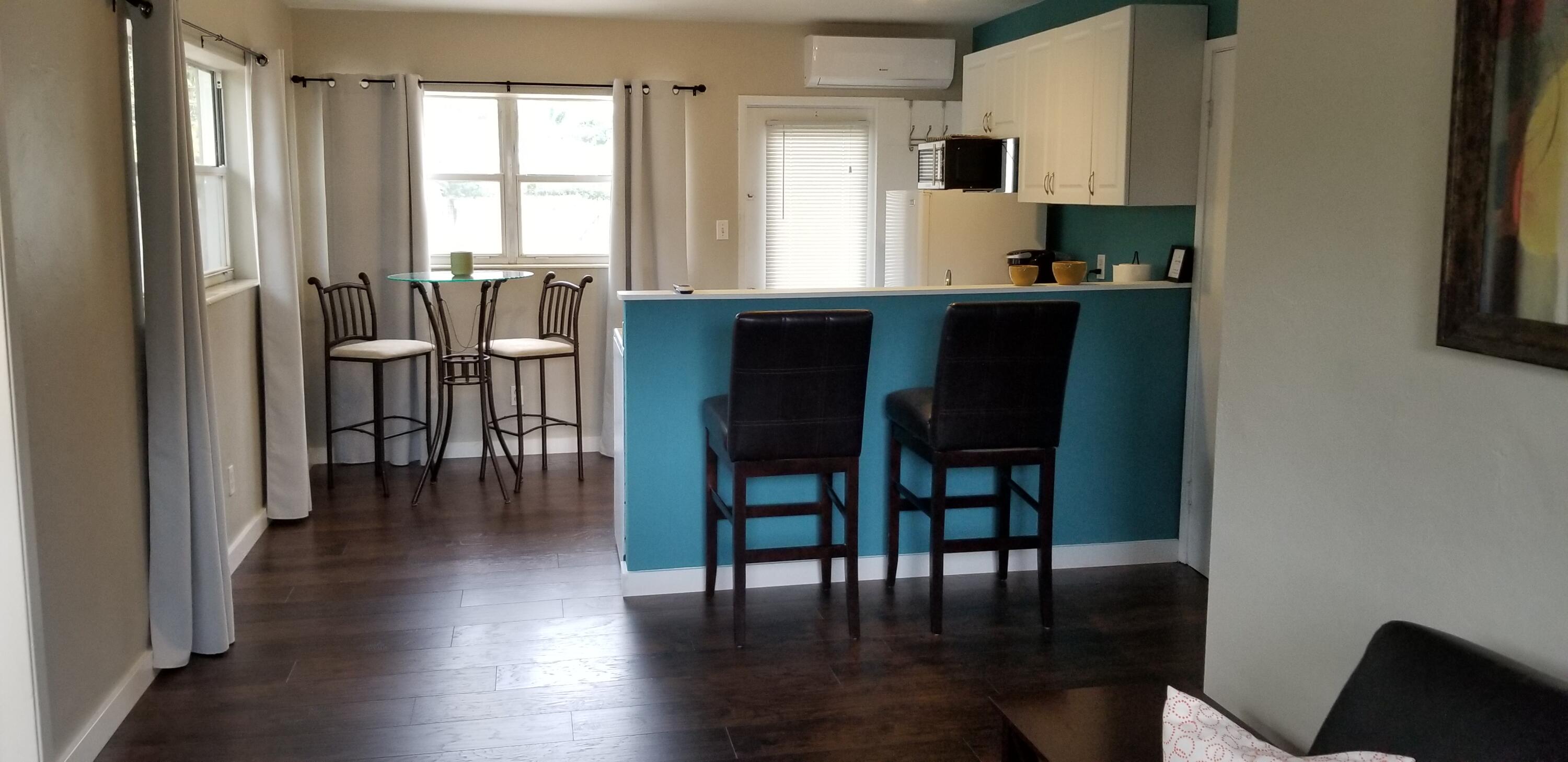 1000 NE 17th Court
