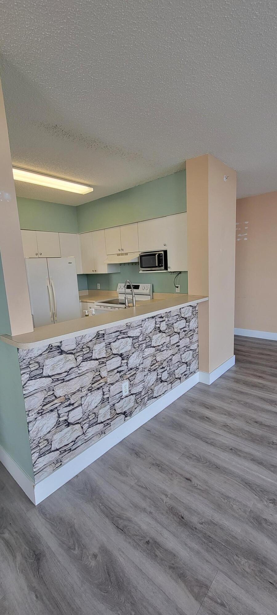 5099 NW 7TH Street 902