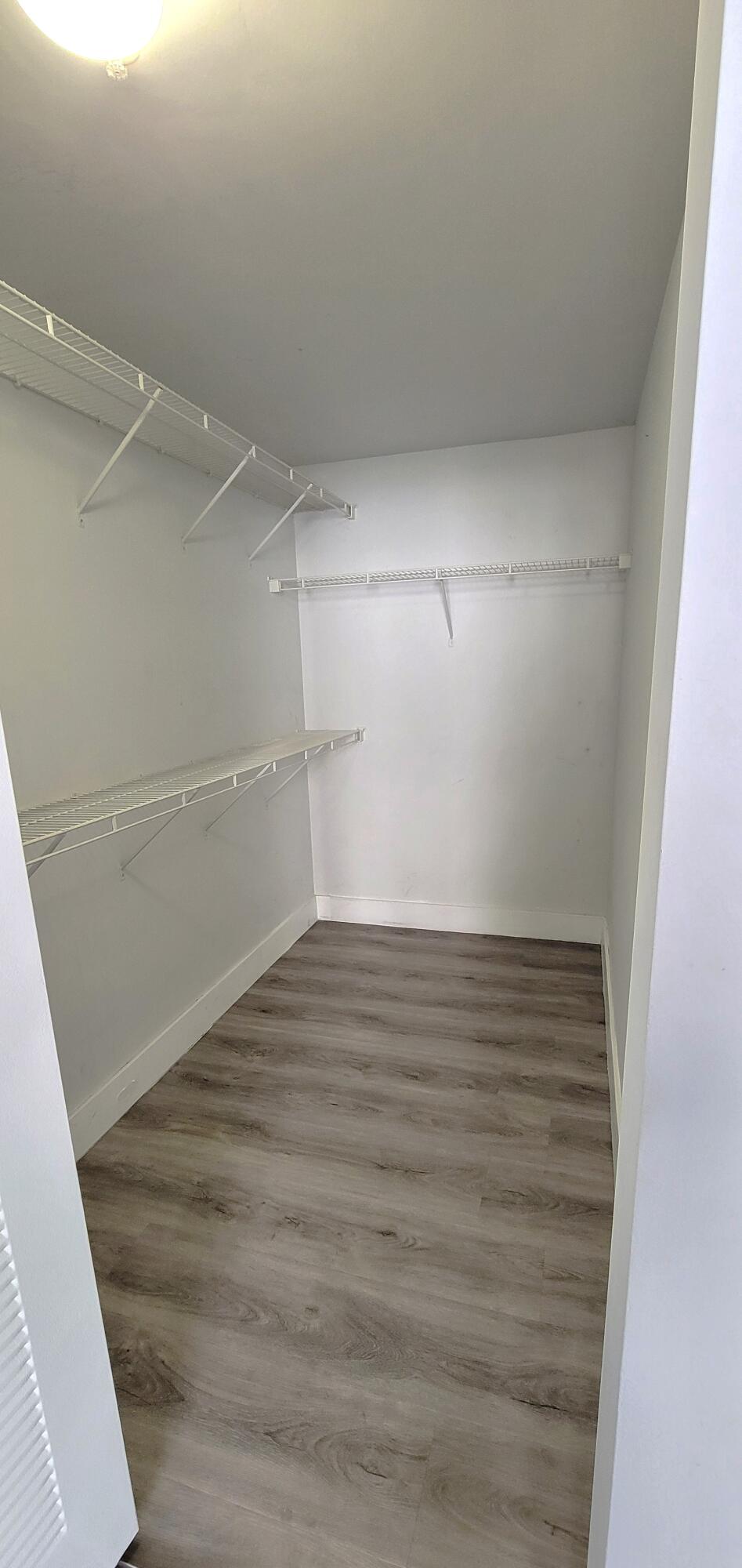 5099 NW 7TH Street 902