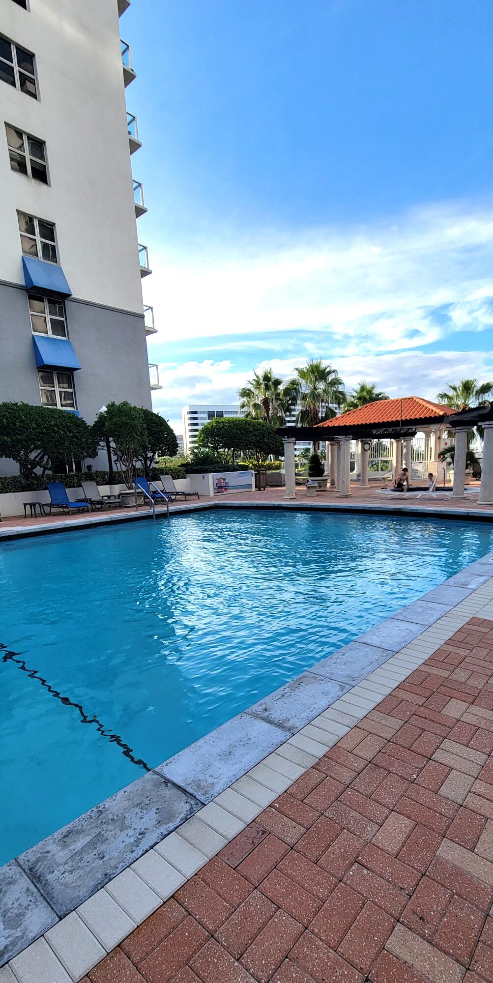 5099 NW 7TH Street 902