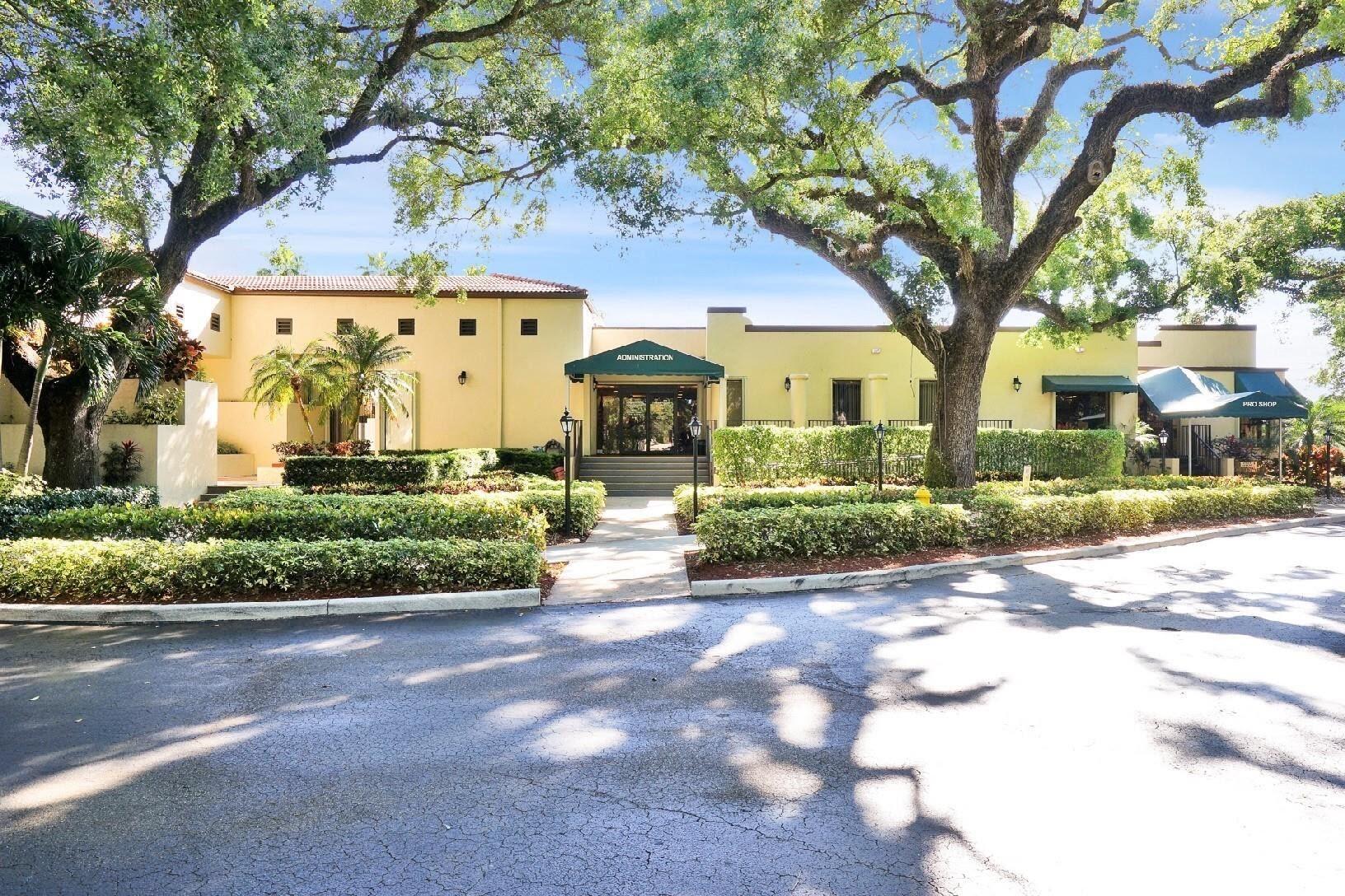 9470 TANGERINE Place 203