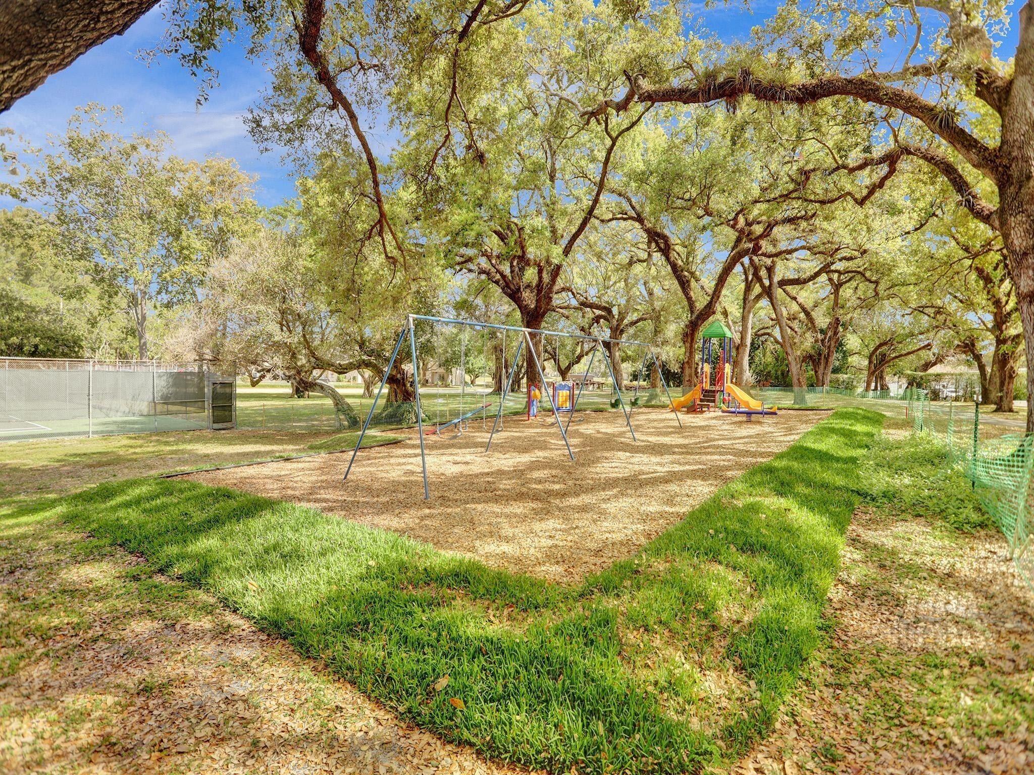 9470 TANGERINE Place 203