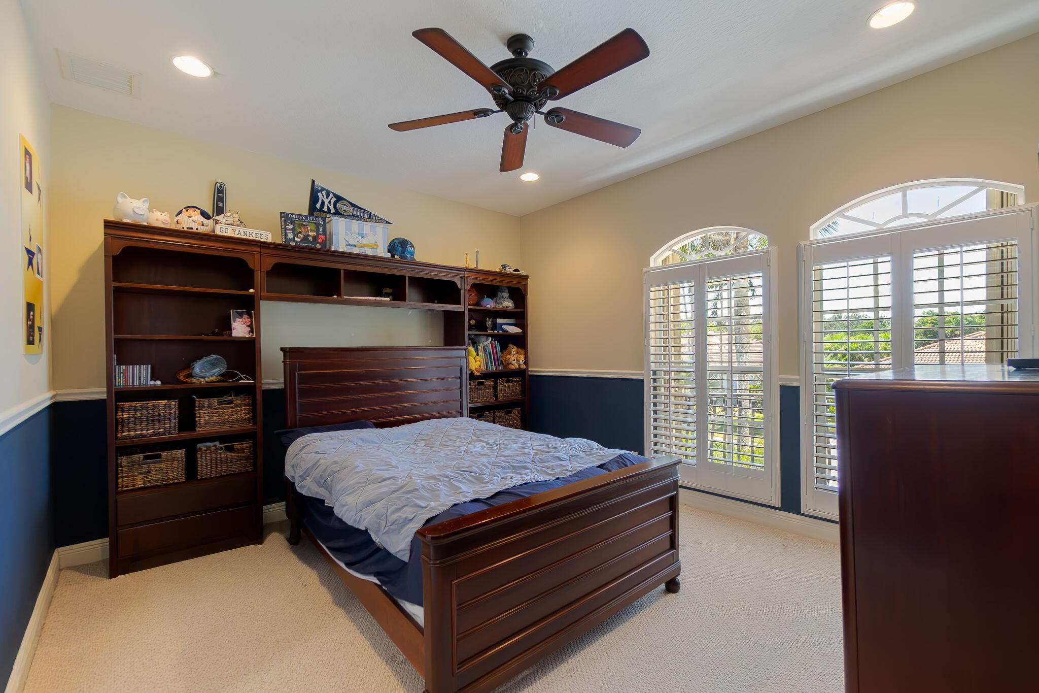 15982 LAUREL CREEK Drive