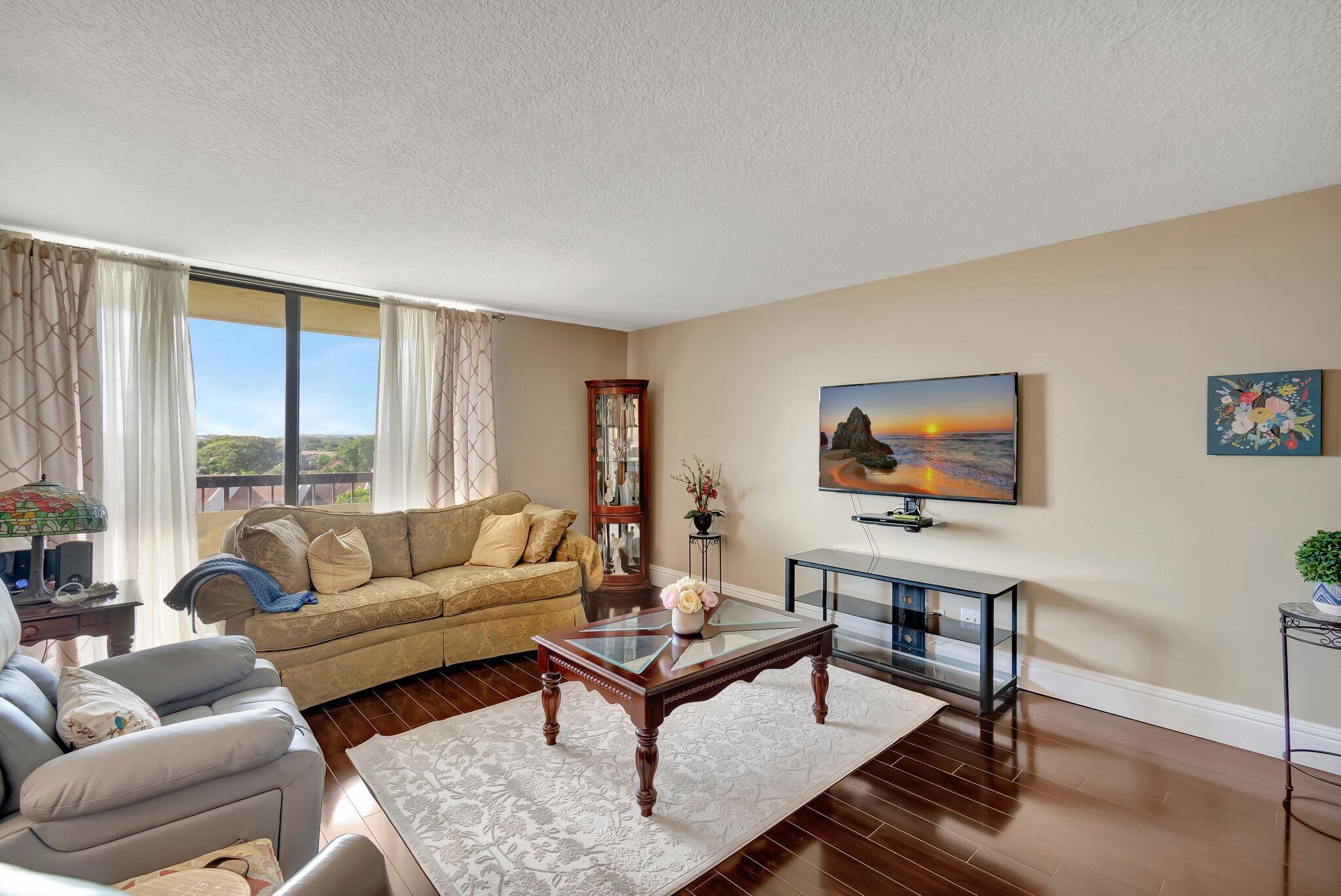 6372 LA COSTA Drive 504