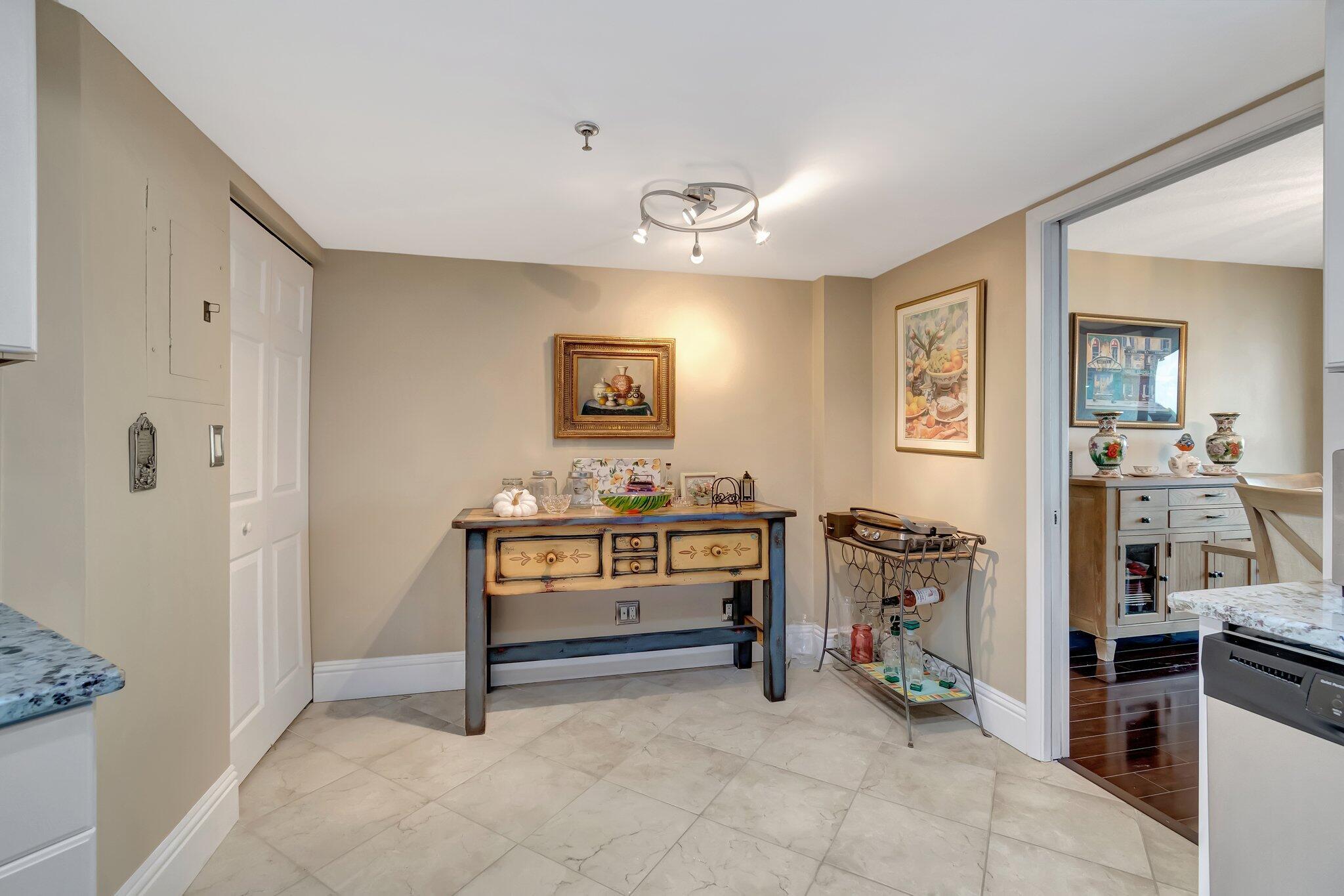 6372 LA COSTA Drive 504