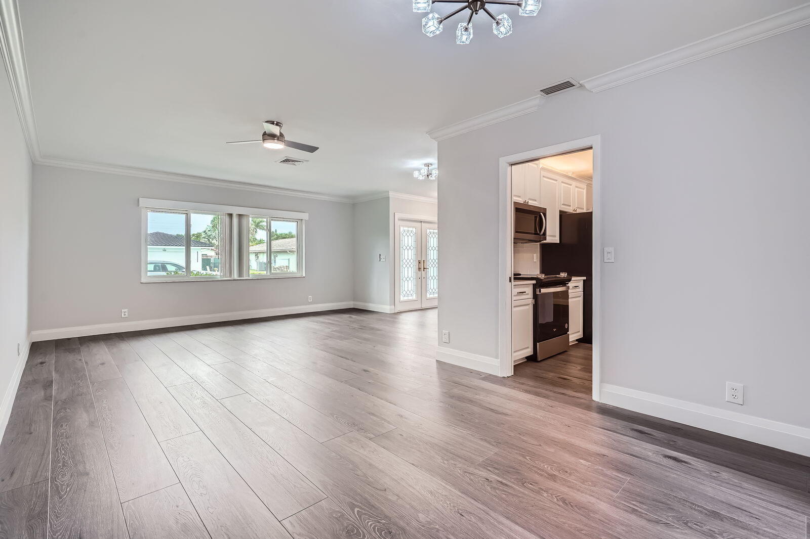 104 St Cloud Lane