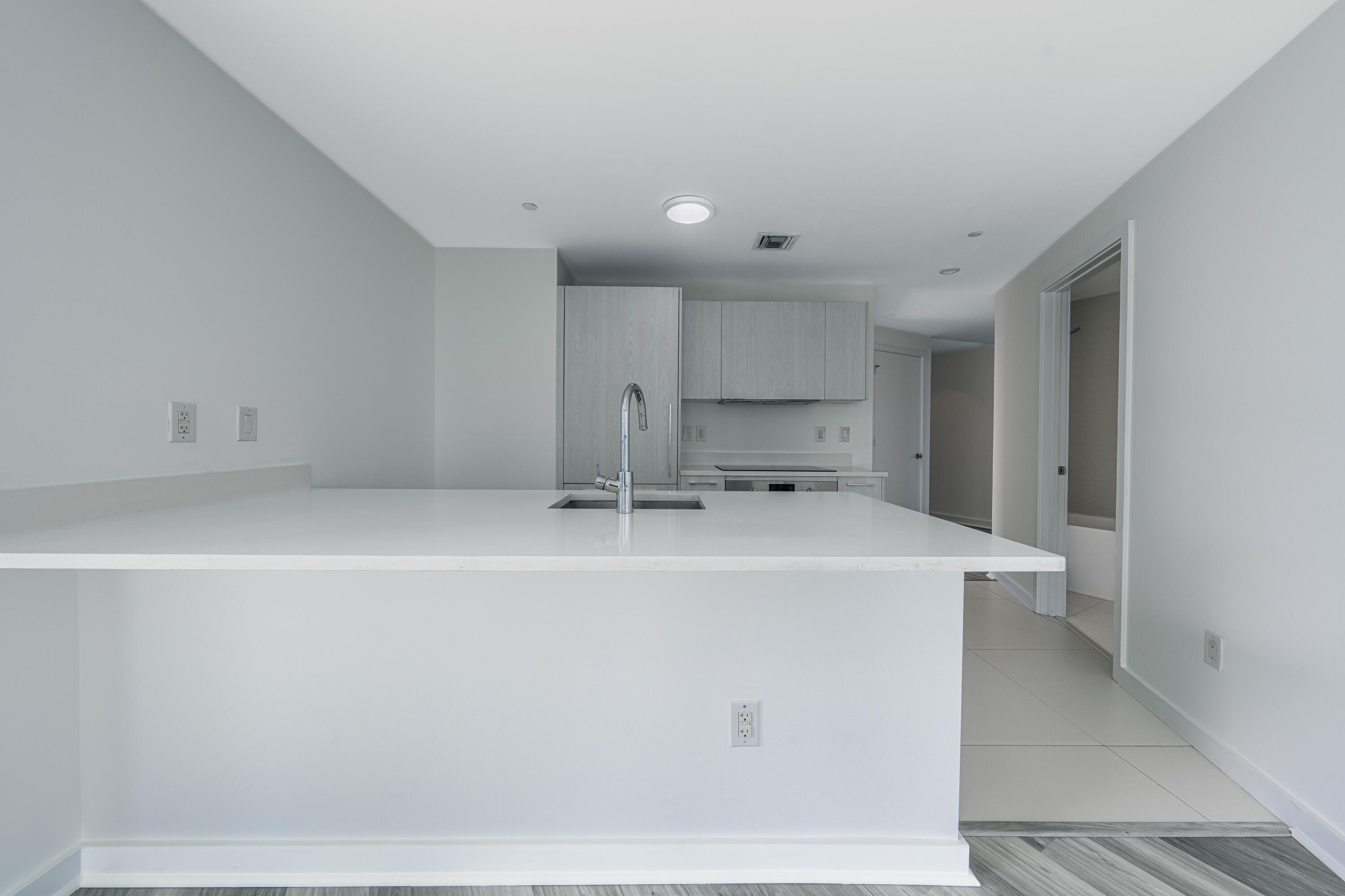 501 NE 31ST Street 2506