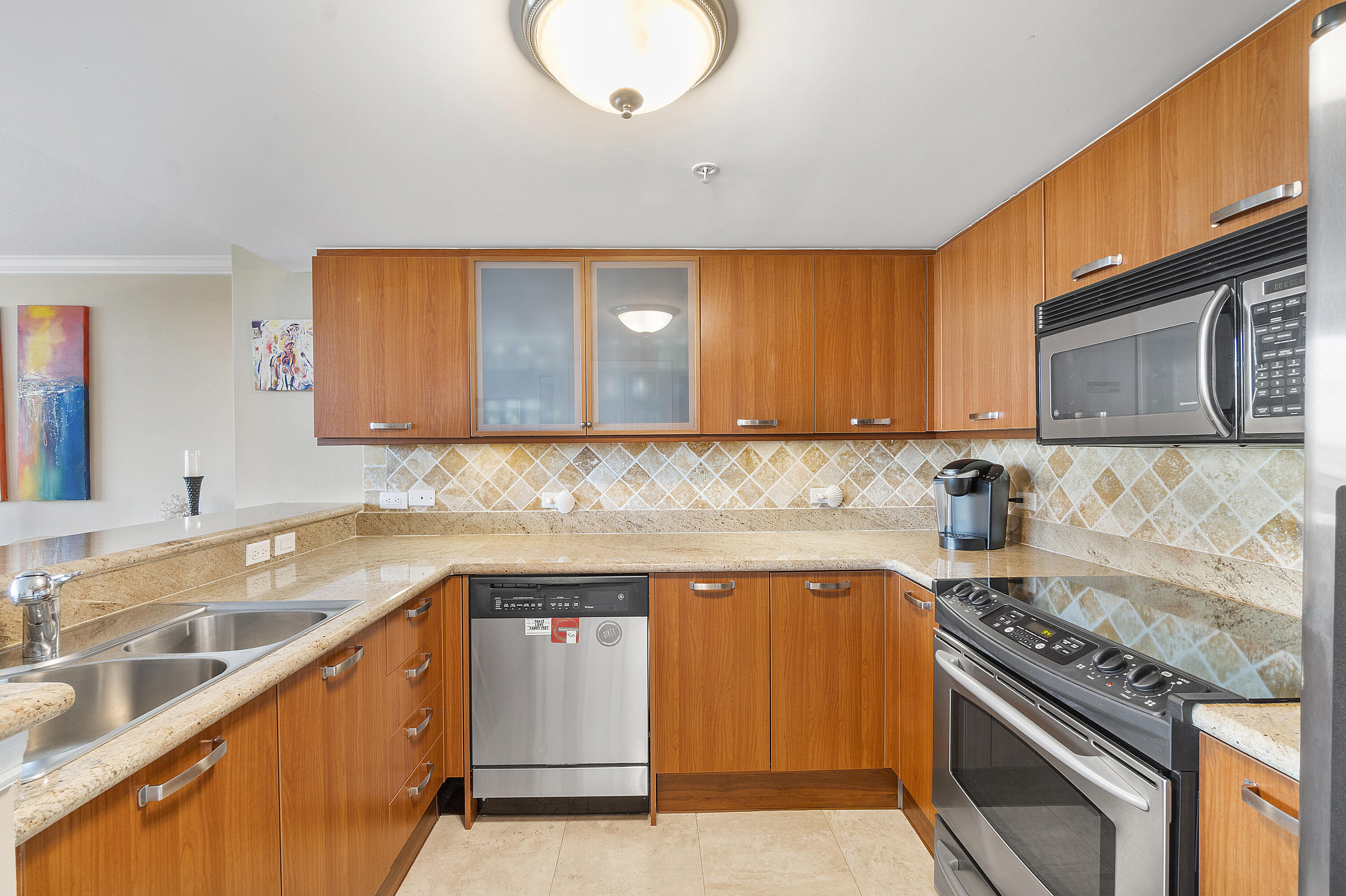 2011 N Ocean Boulevard 304