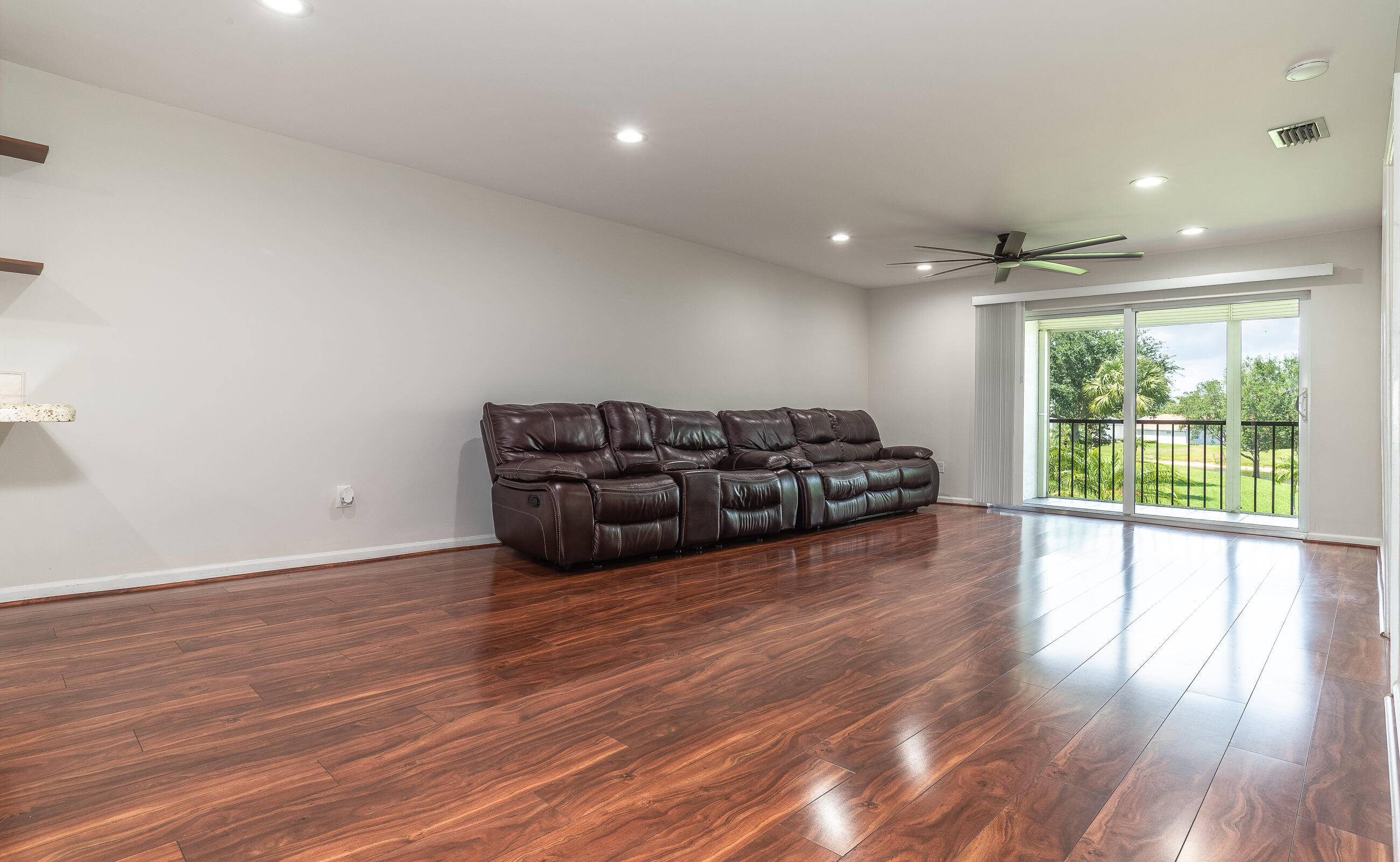 2755 Casita Way 203
