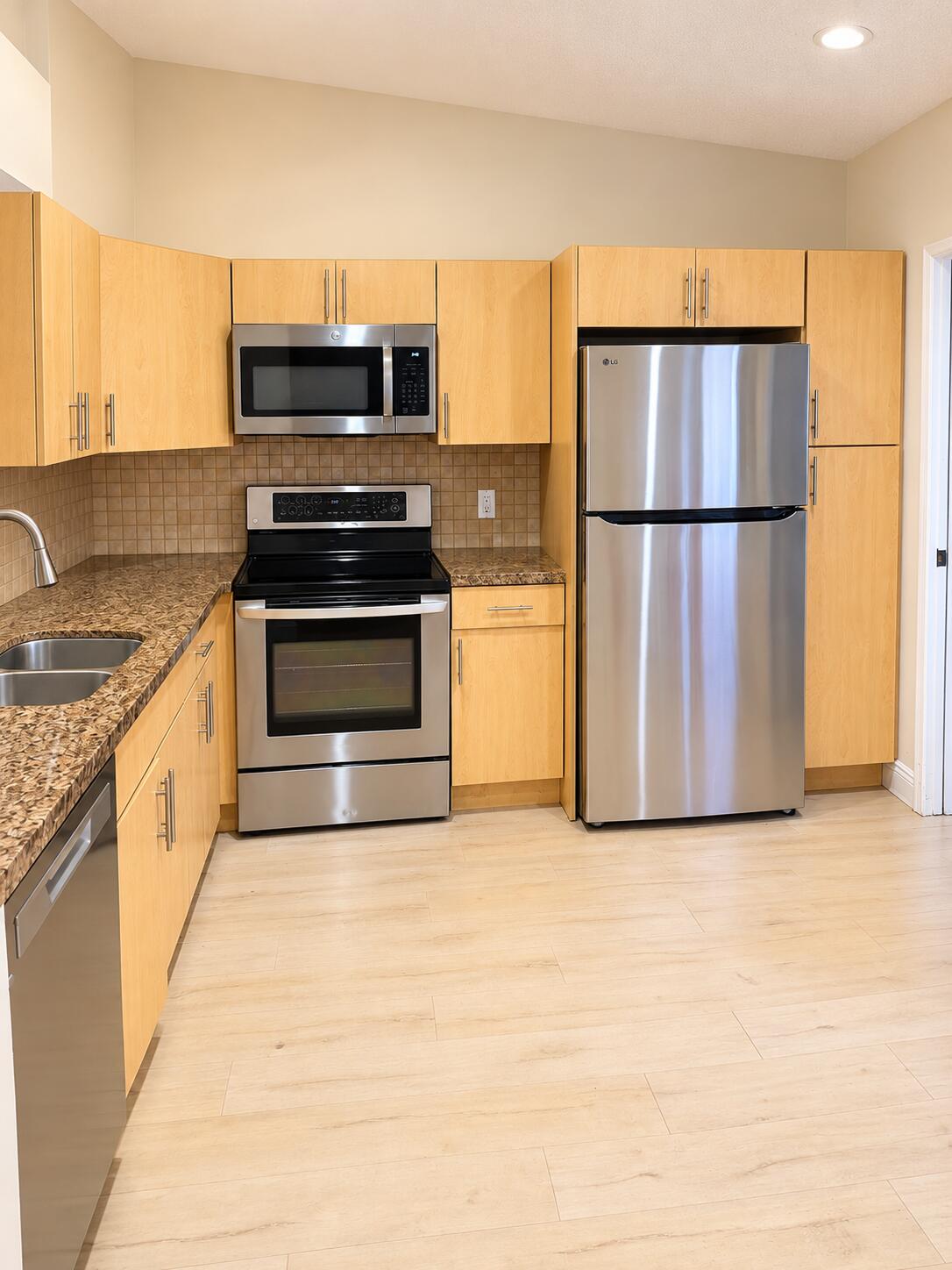 6054 Sunny Manor Court #C