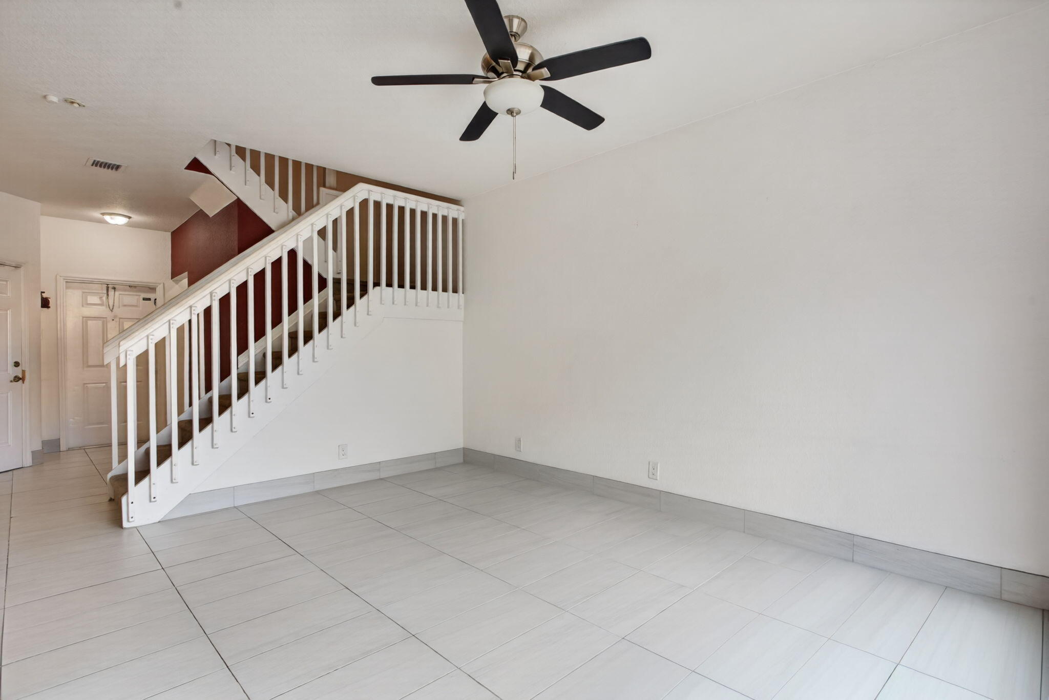 4040 NW 90TH Way