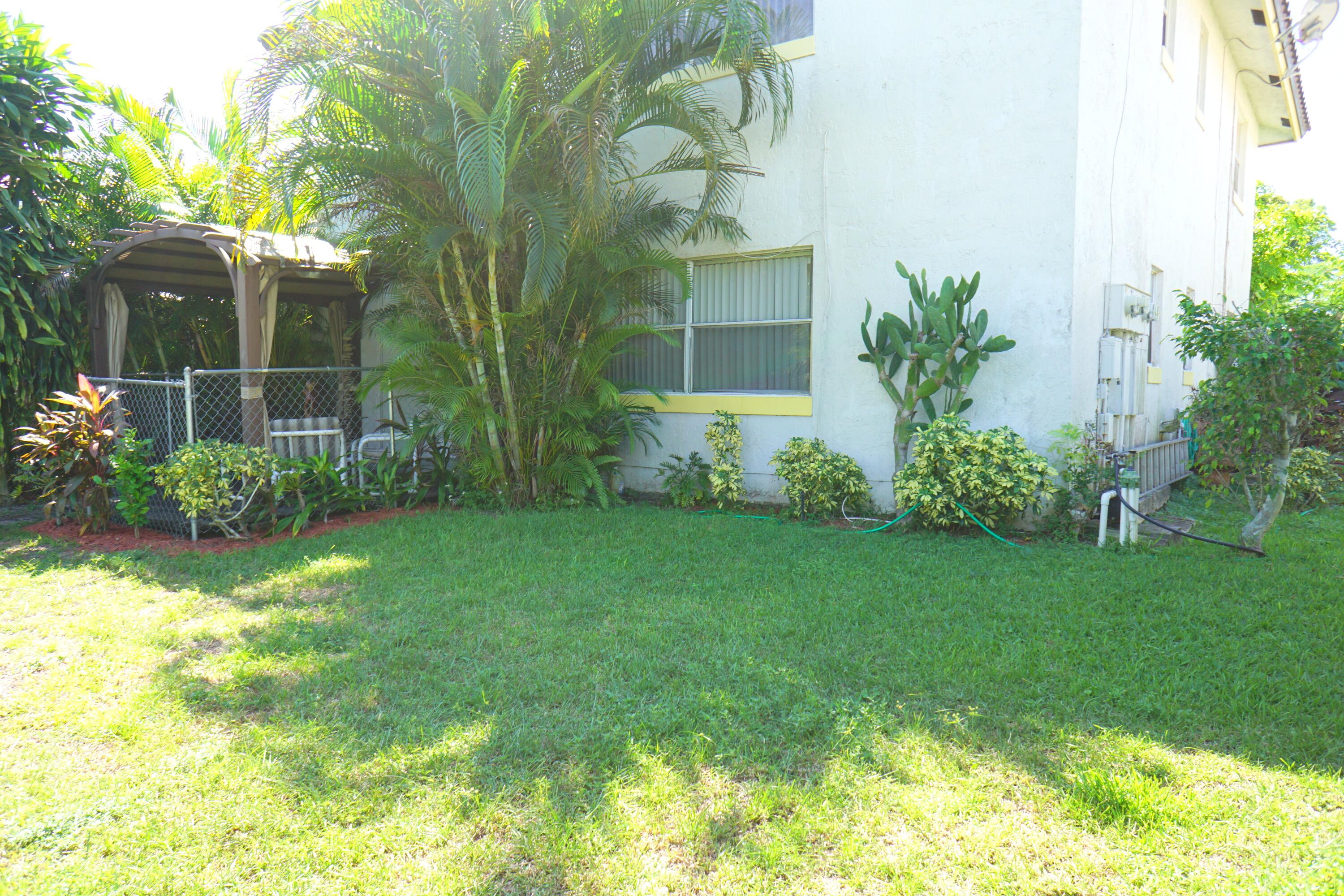 4071 NW 114TH Avenue