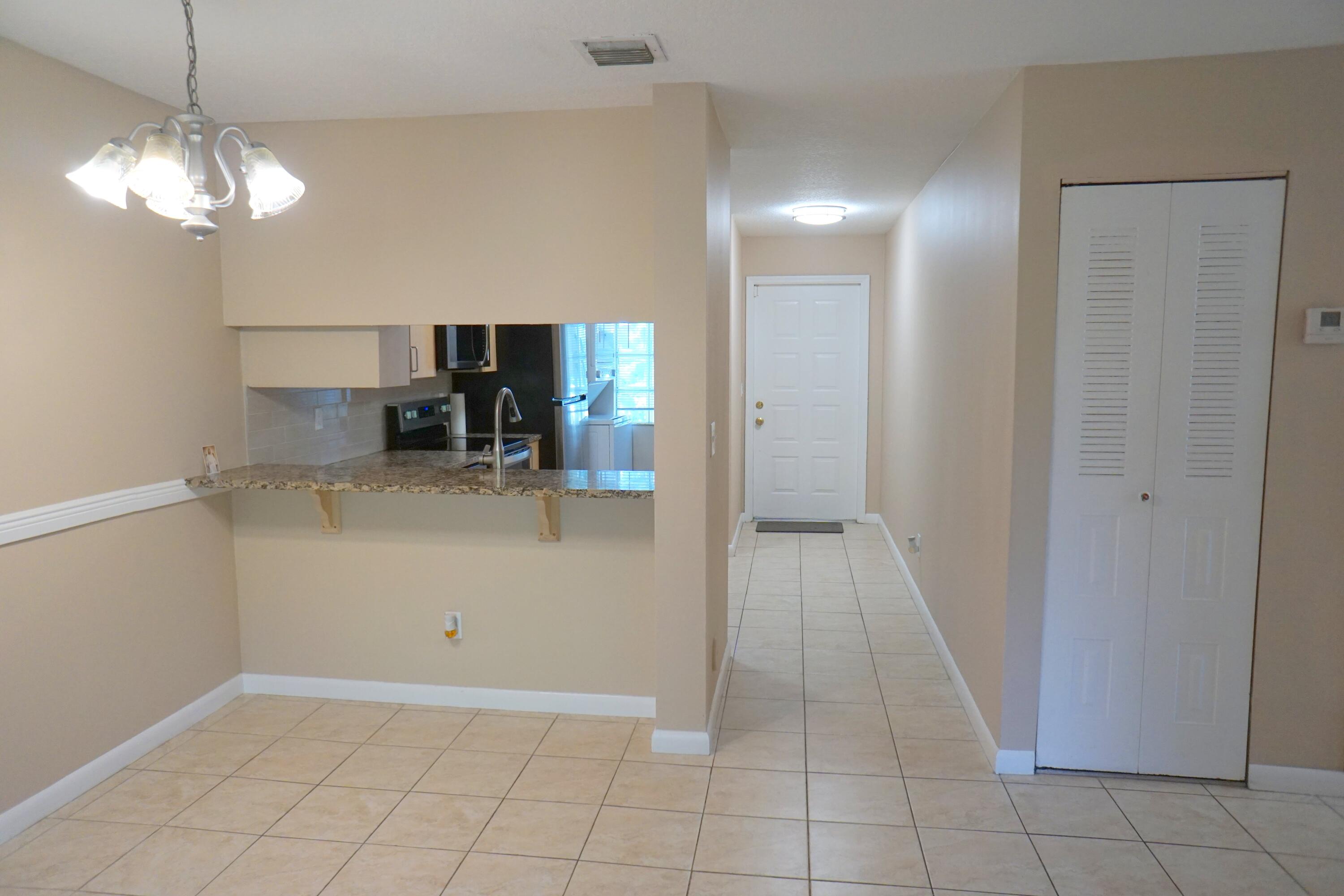 4071 NW 114TH Avenue