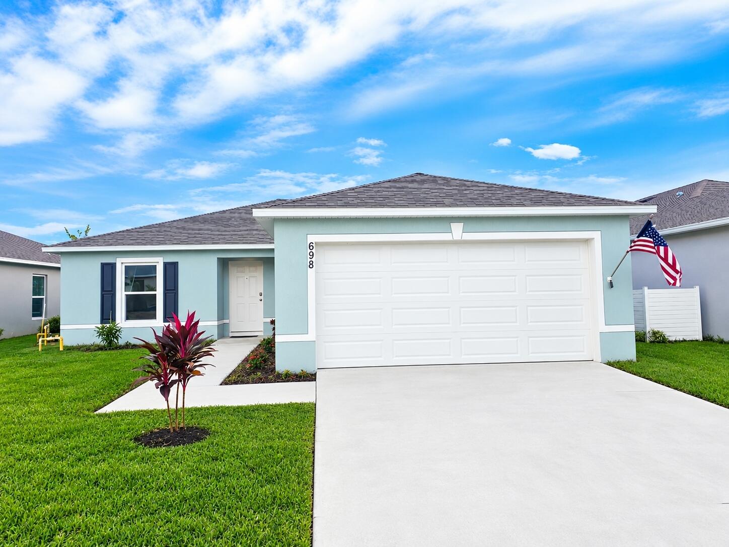 698 SE 25TH Drive