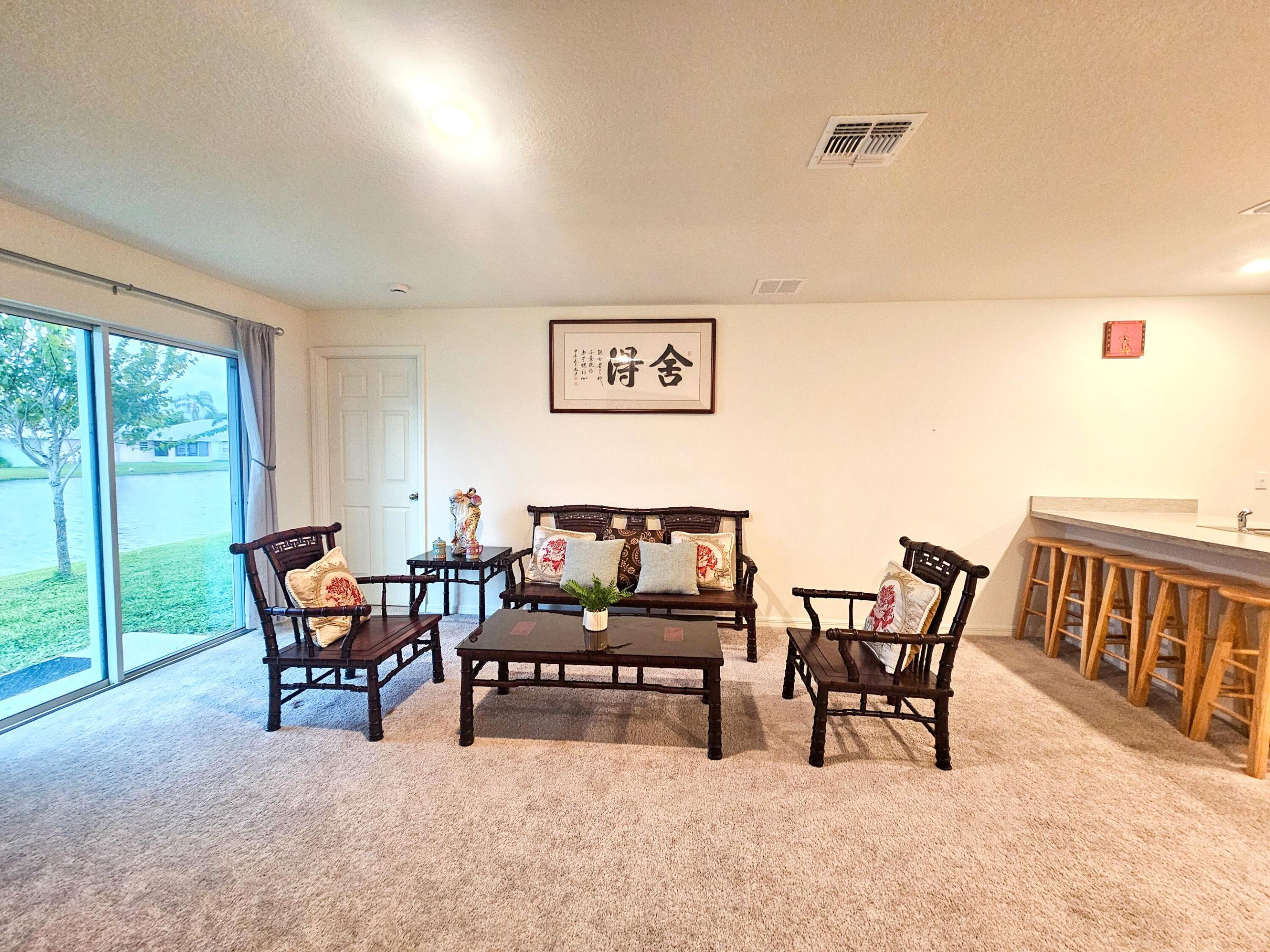 698 SE 25TH Drive