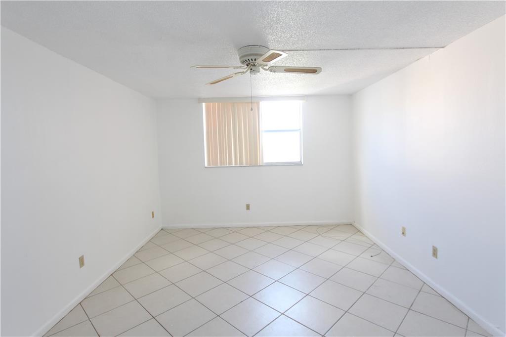 2800 Somerset Dr Unit: J400