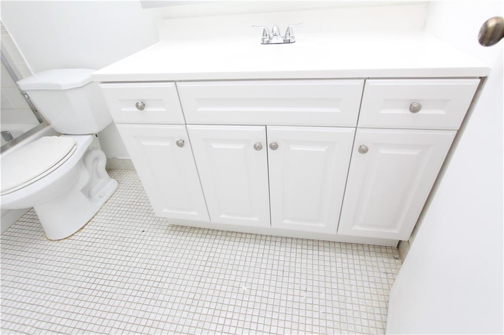 2800 Somerset Dr Unit: J400