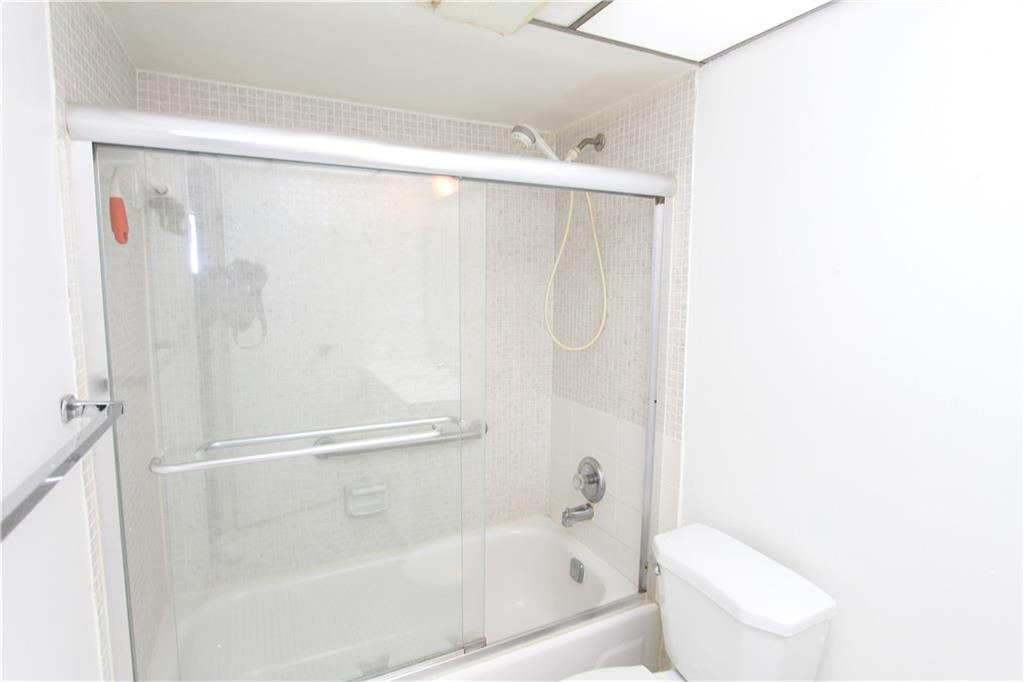 2800 Somerset Dr Unit: J400