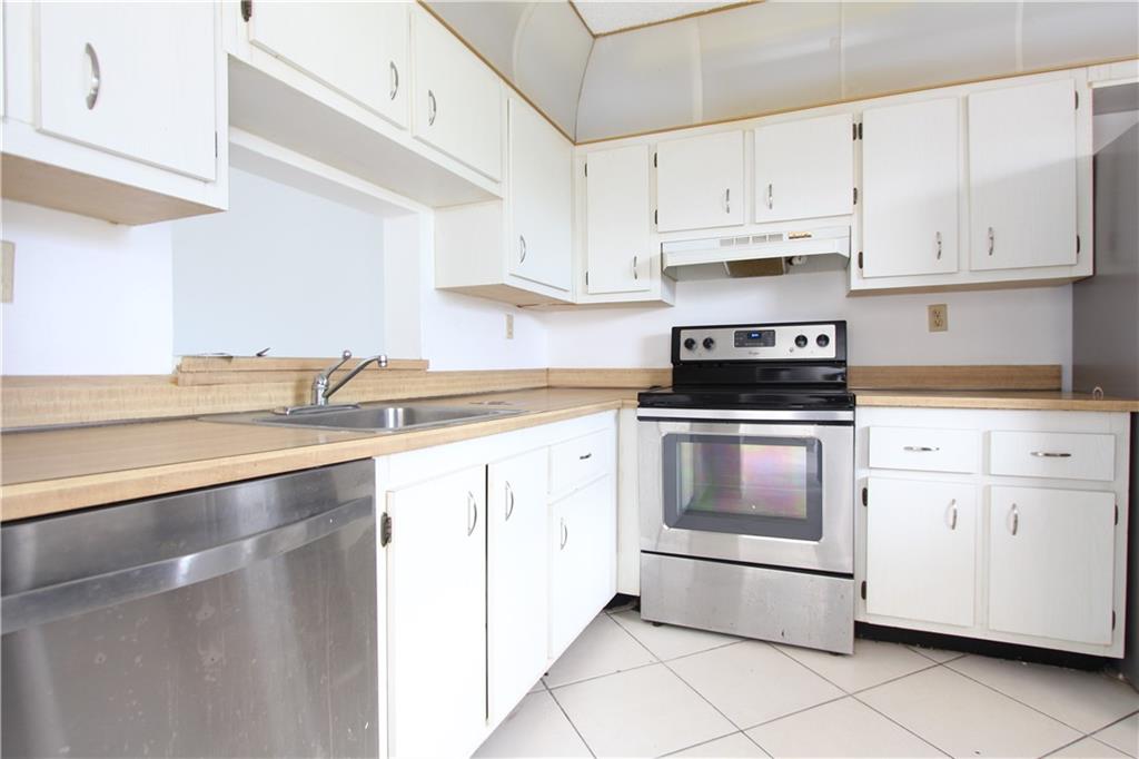 2800 Somerset Dr Unit: J400