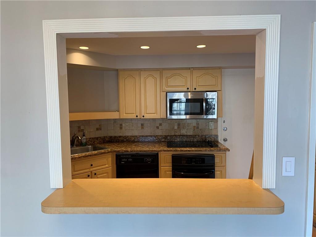 1408 Brickell Bay Dr Unit: 1103