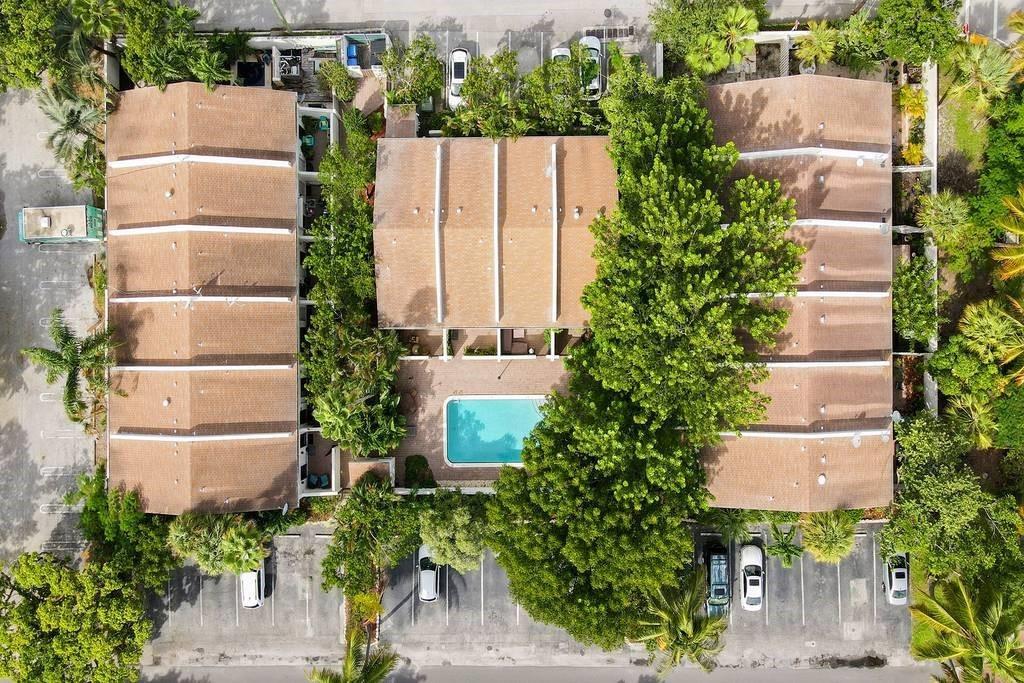 599 NE 7TH AVENUE Unit: 6C