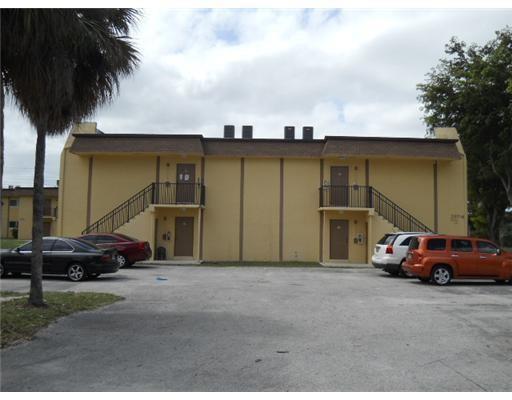 2804 NW 55th Ave Unit: 2C