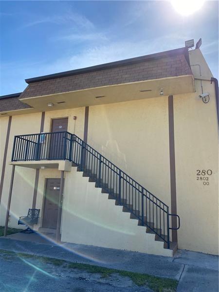 2804 NW 55th Ave Unit: 2C