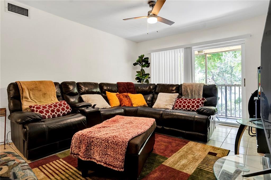 2804 NW 55th Ave Unit: 2C