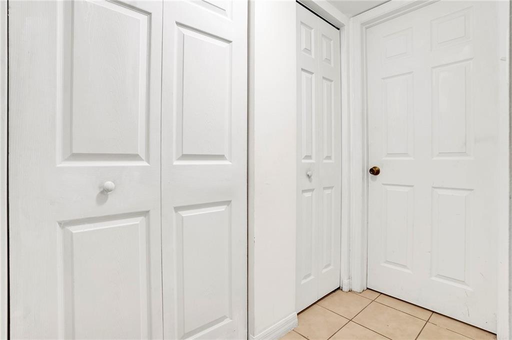 2804 NW 55th Ave Unit: 2C