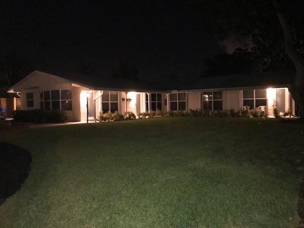 2051 NE 56th St Unit: 2