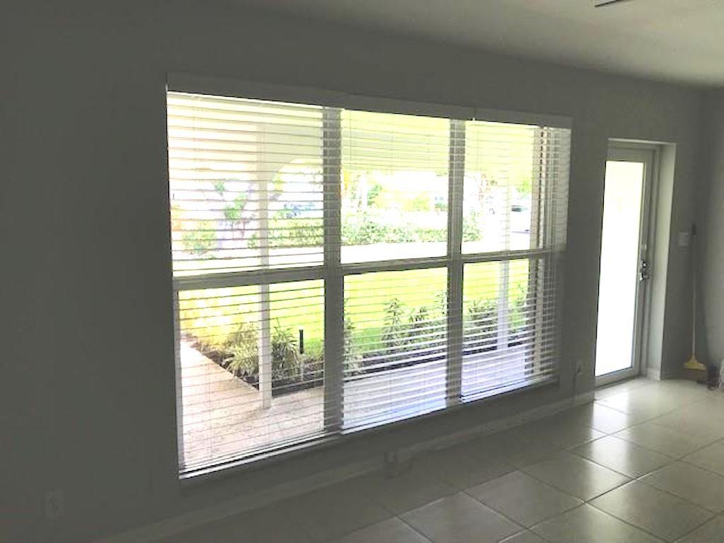 2051 NE 56th St Unit: 2