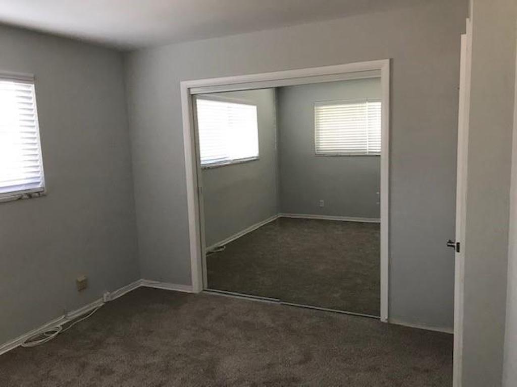 2051 NE 56th St Unit: 2