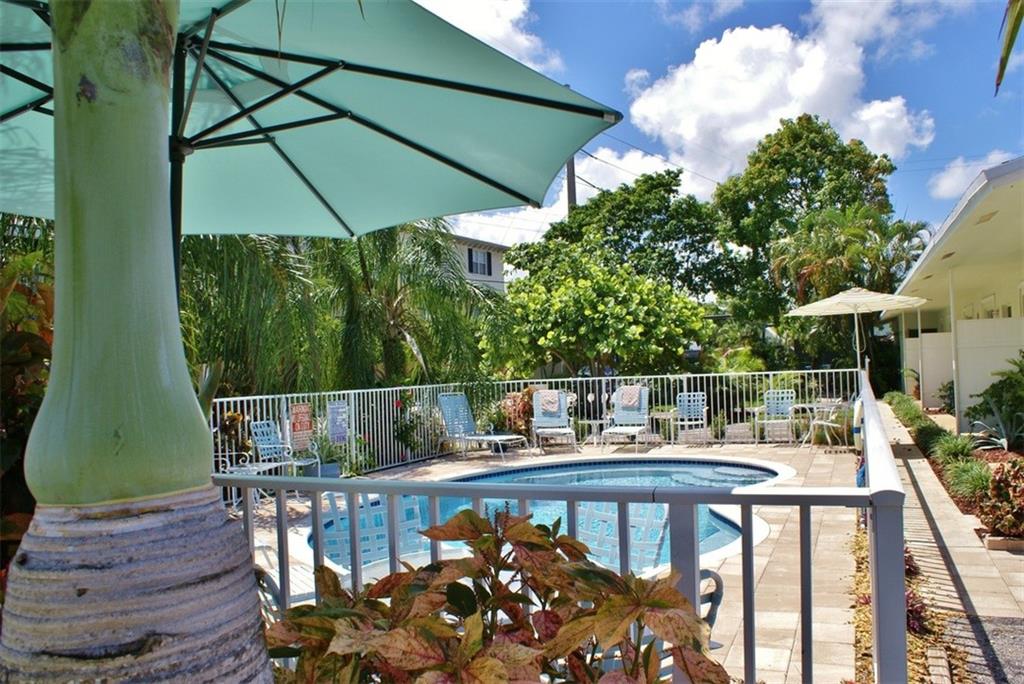 2300 NE 9th Ave Unit: 1