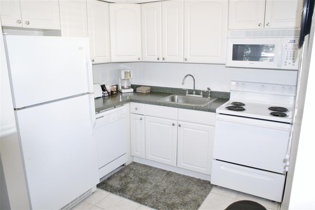 2300 NE 9th Ave Unit: 1