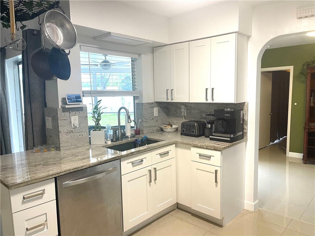 4100 NW 32nd Ter