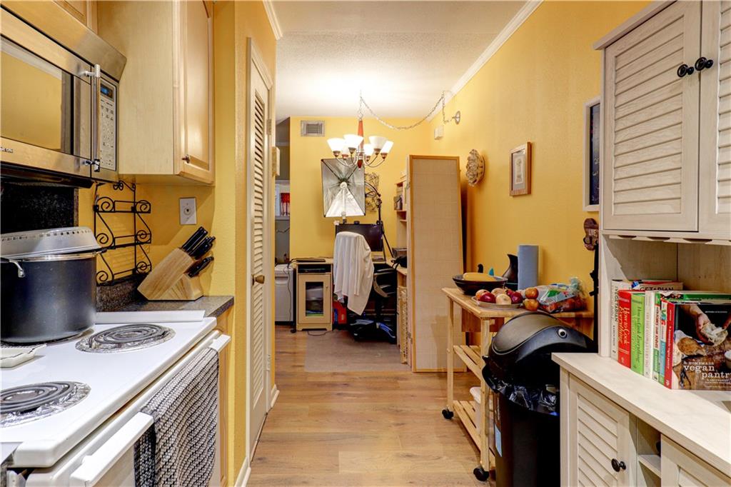 2426 SE 17th St Unit: 201A