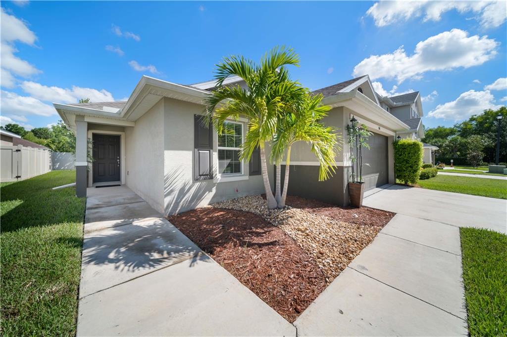 5160 NW Pine Trail Cir