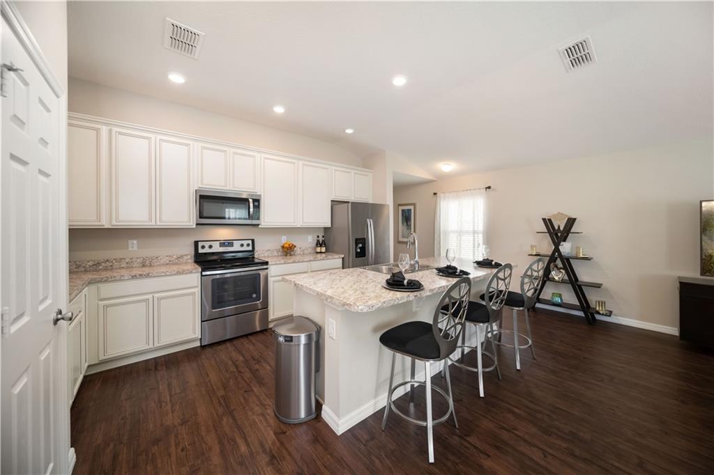 5160 NW Pine Trail Cir