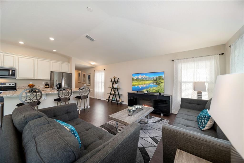 5160 NW Pine Trail Cir